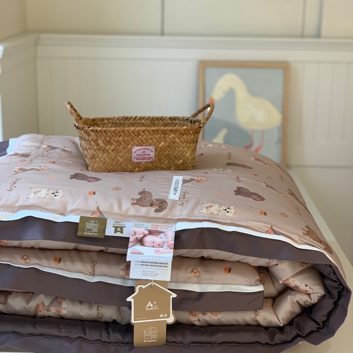 91家纺网 家纺一手货源 找家纺 汇庭 2025新款美棉春秋被被子被芯系列 贝塔狗