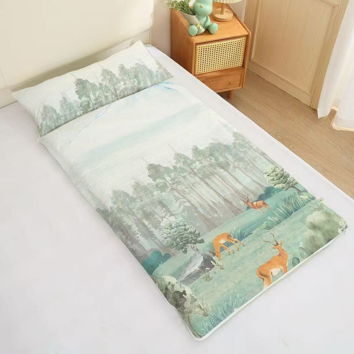 91家纺网 家纺一手货源 找家纺 （总）麦吻儿童家居 2025新款全棉40支大版花型儿童被午休睡袋