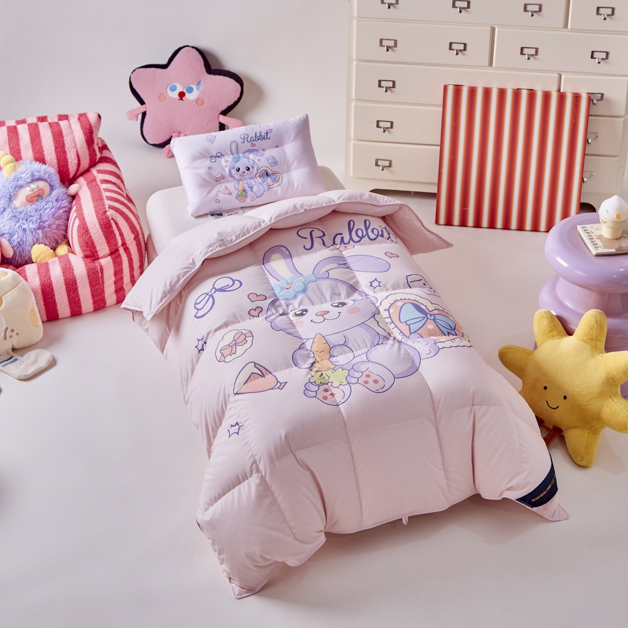 91家纺网 家纺一手货源 找家纺 暖羽屋羽绒馆 2025新款天丝儿童羽绒被鹅绒丝被芯1.5米儿童学生羽绒被 羽毛被冬被 春秋羽绒被子 鸿运兔