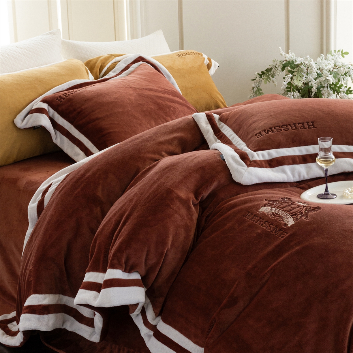 馨蕊 2025新款秋冬轻奢煦暖绒牛奶绒四件套系列-绒巴黎 会员-10【券后控价358/378】 绒巴黎-紫纱