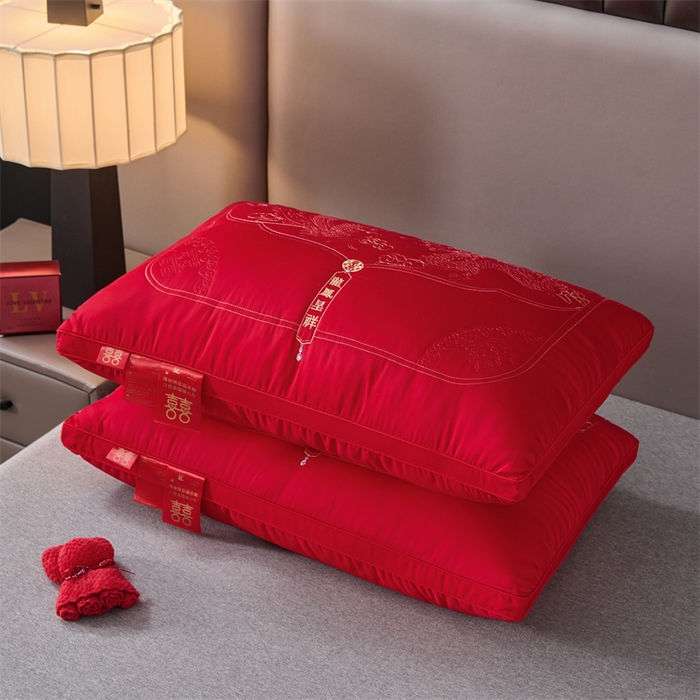 91家纺网 家纺一手货源 找家纺 （总）仁宇枕业 2025新款新品大喜之日结婚婚庆枕头新娘新郎新婚喜庆舒适高中低枕头枕芯