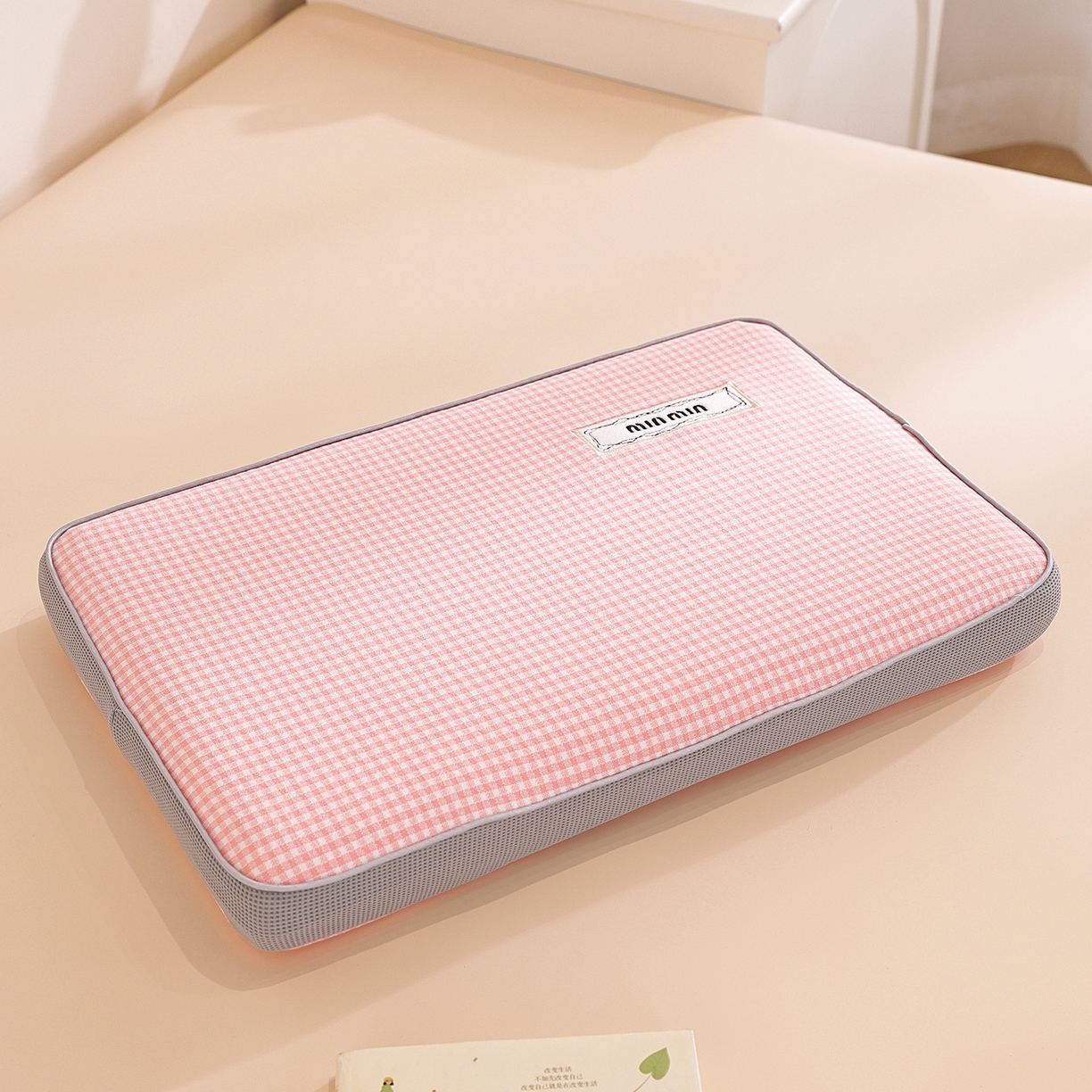 91家纺网 家纺一手货源 找家纺 （总）仁宇枕业 2025新款新品暖绒雪花格简约立体记忆枕头枕芯