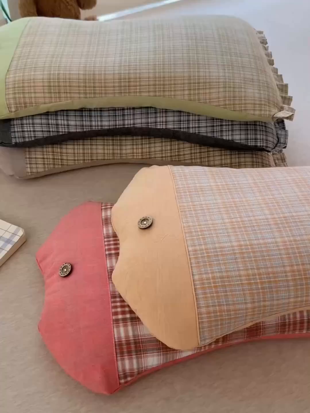 91家纺网 家纺一手货源 找家纺 （总）仁宇枕业 2025新款新品全棉卡通儿童全荞麦枕头枕芯