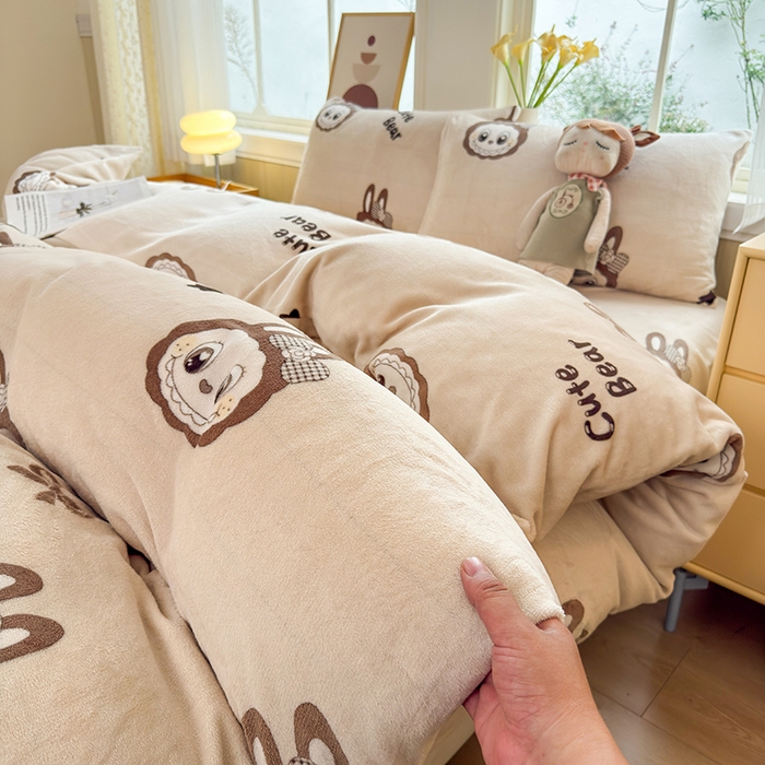 91家纺网 家纺一手货源 找家纺 乐居坊 2025新款家用高克重学生宿舍床牛奶绒套件单品【提供买家秀】加 QQ群 286712643 大明星