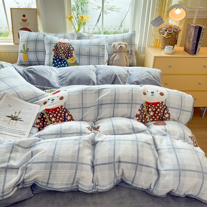 91家纺网 家纺一手货源 找家纺 乐居坊 2025新款家用高克重学生宿舍床牛奶绒套件单品【提供买家秀】加 QQ群 286712643 富贵熊-灰