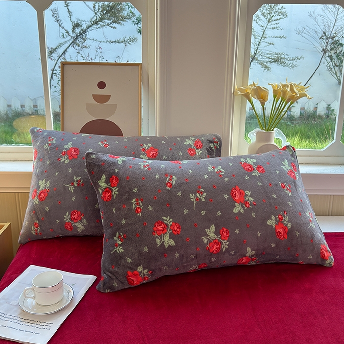 91家纺网 家纺一手货源 找家纺 乐居坊 2025新款家用高克重学生宿舍床牛奶绒套件单品【提供买家秀】加 QQ群 286712643 秘境丽世