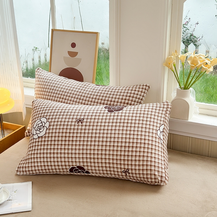 91家纺网 家纺一手货源 找家纺 乐居坊 2025新款家用高克重学生宿舍床牛奶绒套件单品【提供买家秀】加 QQ群 286712643 山茶花语