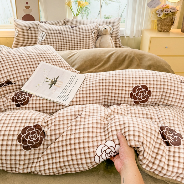 91家纺网 家纺一手货源 找家纺 乐居坊 2025新款家用高克重学生宿舍床牛奶绒套件单品【提供买家秀】加 QQ群 286712643 山茶花语