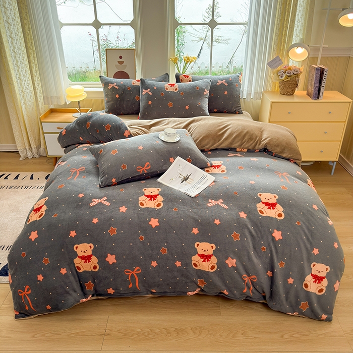 91家纺网 家纺一手货源 找家纺 乐居坊 2025新款家用高克重学生宿舍床牛奶绒套件单品【提供买家秀】加 QQ群 286712643 晚安小熊