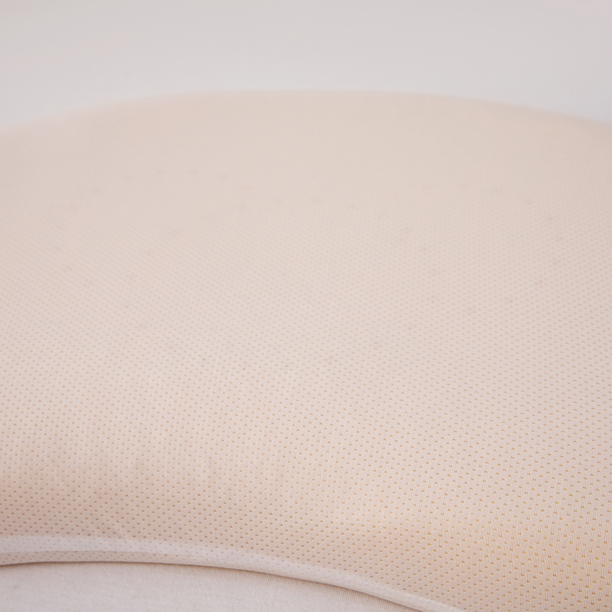 91家纺网 家纺一手货源 找家纺 贵夫人 2025新款4D可水洗儿童硅胶枕  枕头枕芯 粉色7cm一对礼盒