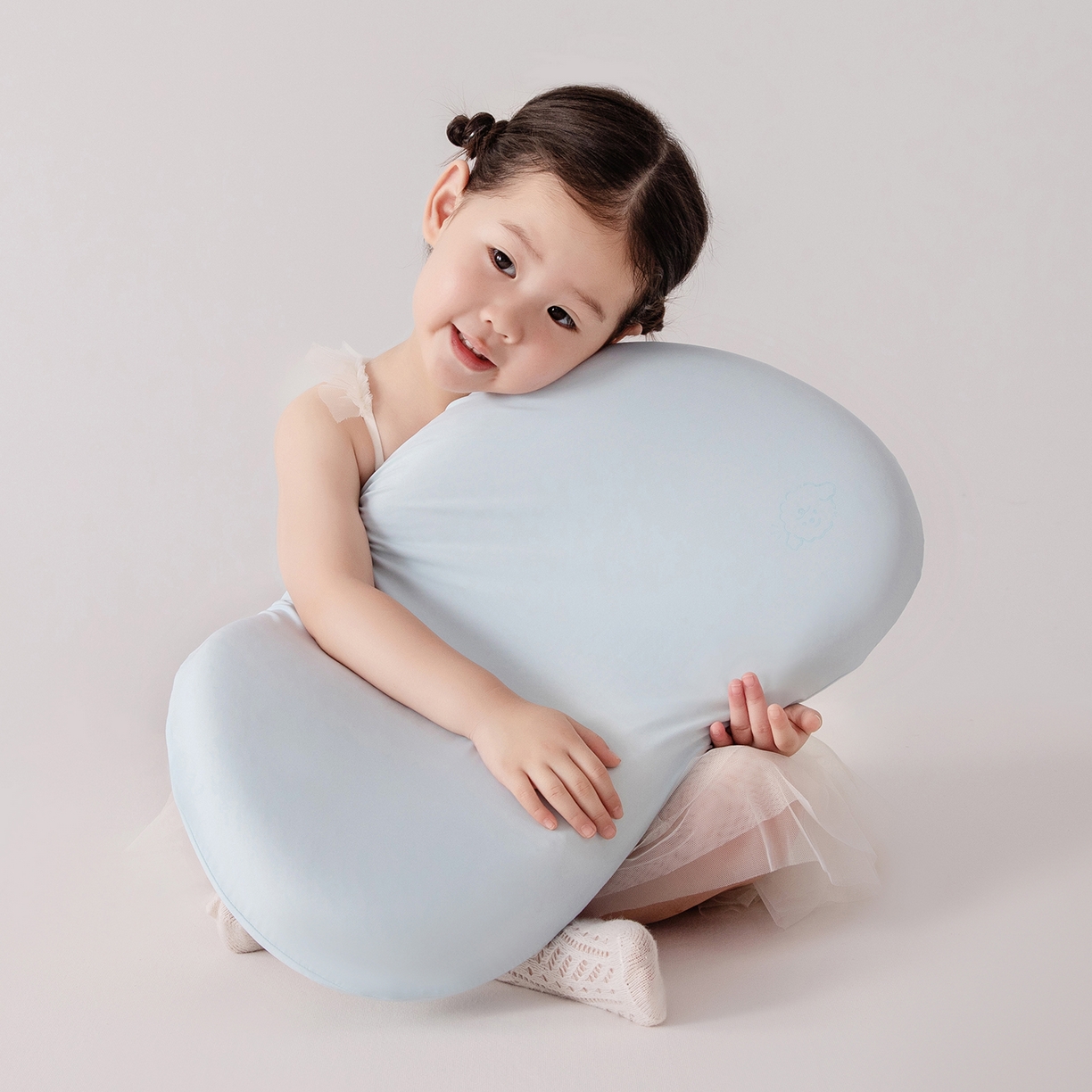 91家纺网 家纺一手货源 找家纺 贵夫人 2025新款4D可水洗儿童硅胶枕  枕头枕芯 蓝色5cm一对礼盒