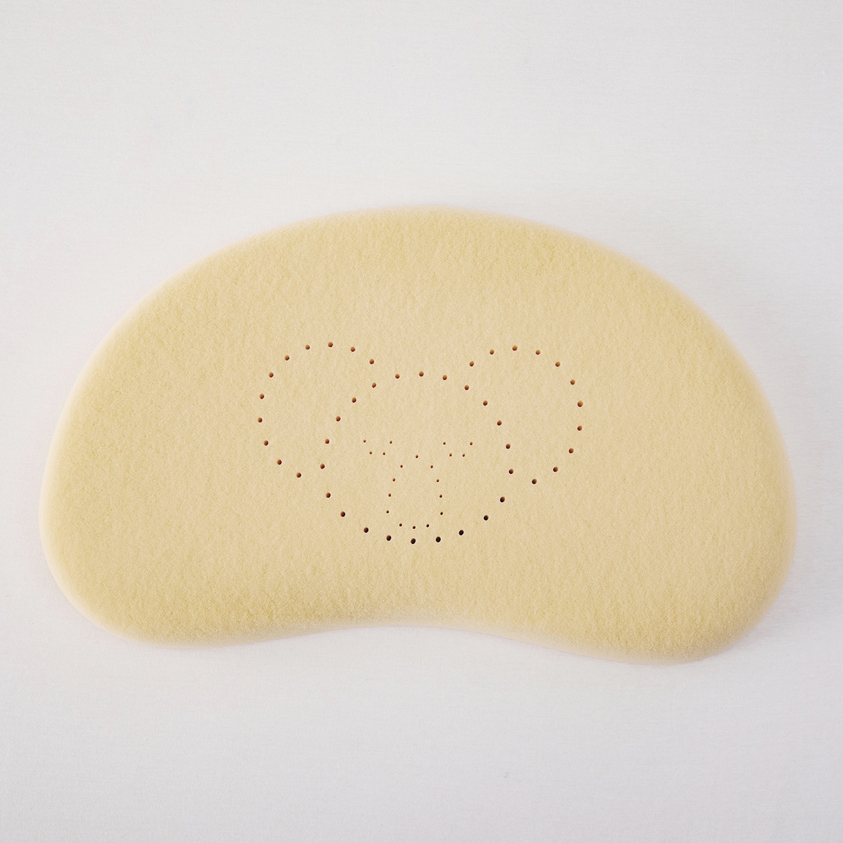 91家纺网 家纺一手货源 找家纺 贵夫人 2025新款4D可水洗儿童硅胶枕  枕头枕芯 蓝色7cm一对礼盒