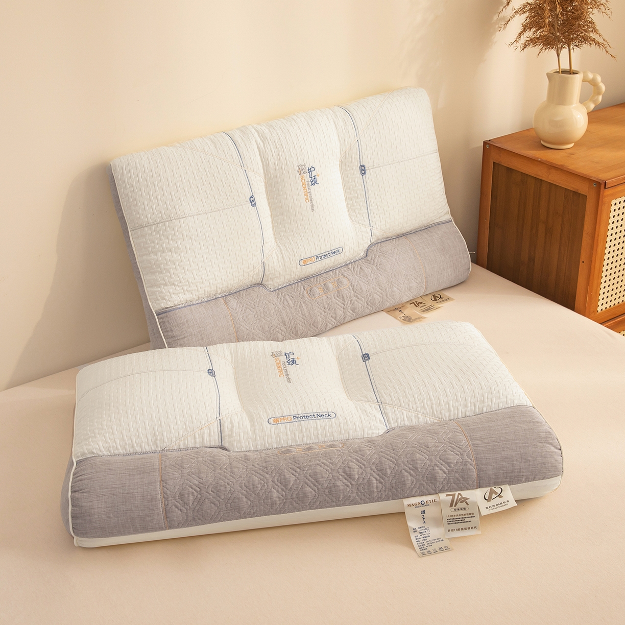 91家纺网 家纺一手货源 找家纺 贵夫人 2025新款磁疗护颈牵引枕-抑菌升级  枕头枕芯 灰低1对