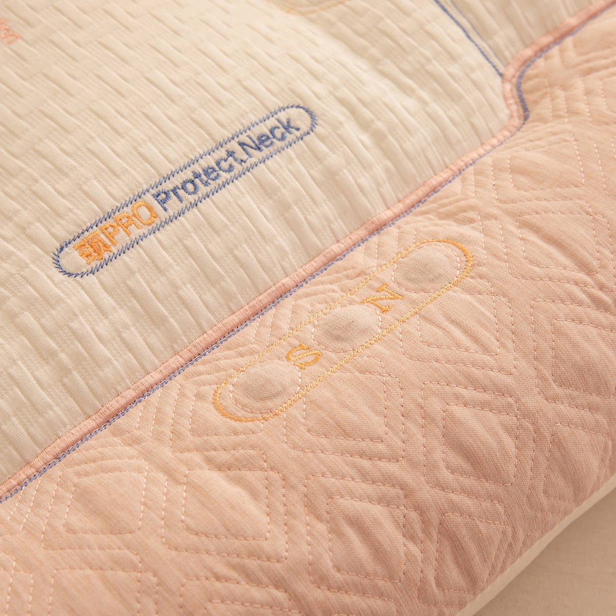 91家纺网 家纺一手货源 找家纺 贵夫人 2025新款磁疗护颈牵引枕-抑菌升级  枕头枕芯 杏中1只