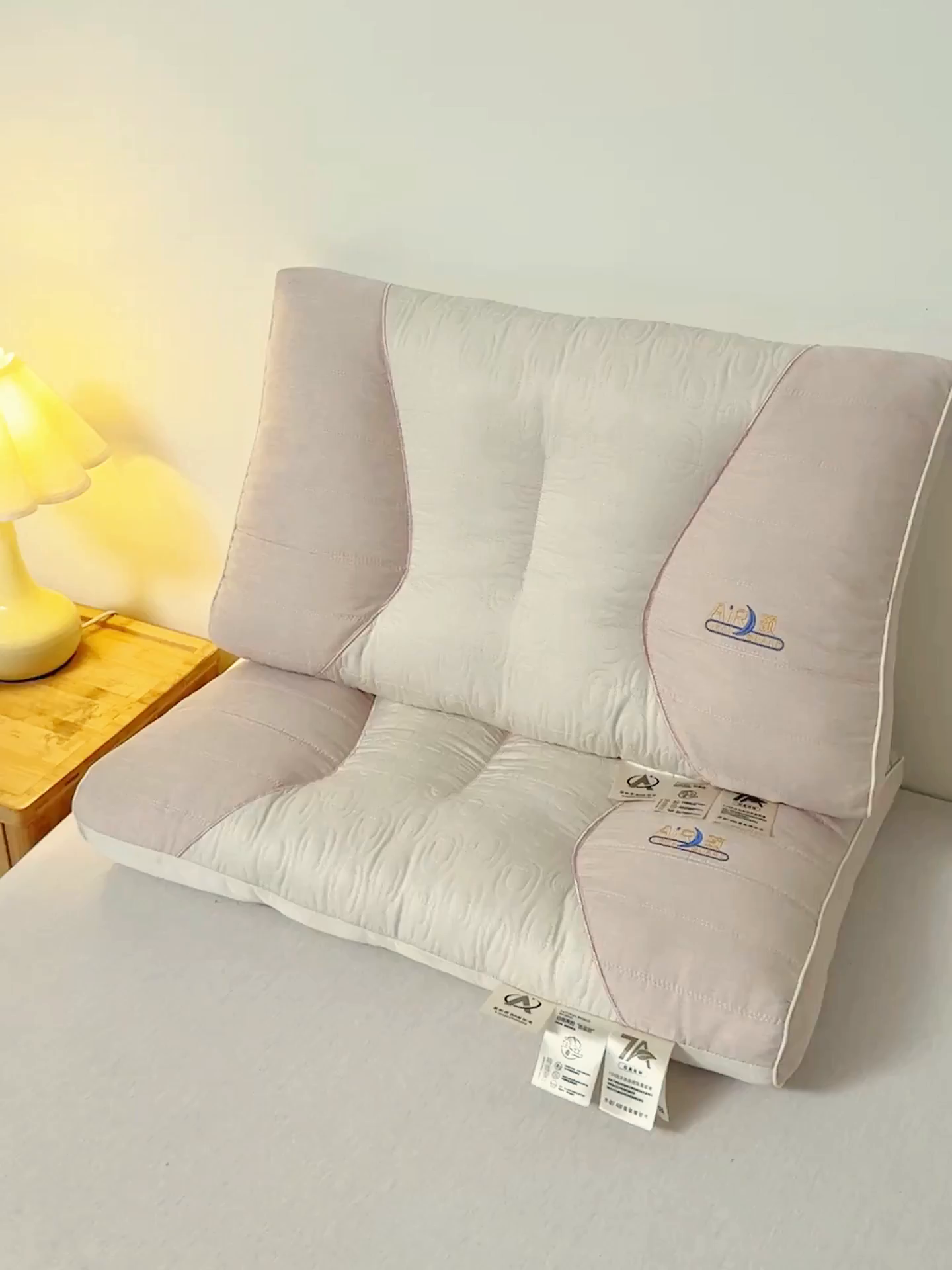 91家纺网 家纺一手货源 找家纺 （总）贵夫人 2025新款分区蚕丝护颈枕-抑菌升级  枕头枕芯