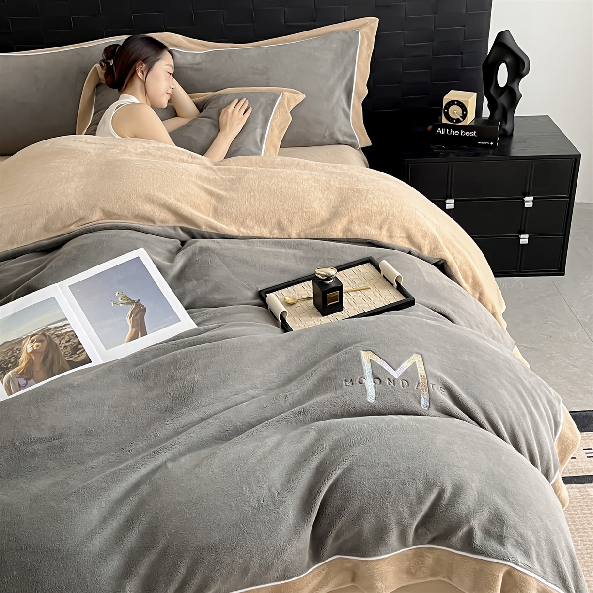 91家纺网 家纺一手货源 找家纺 （总）遇见家居生活馆 2025新款A类牛奶绒玛利亚绒宽边四件套（控价：标准178，加大188，床笠款183）