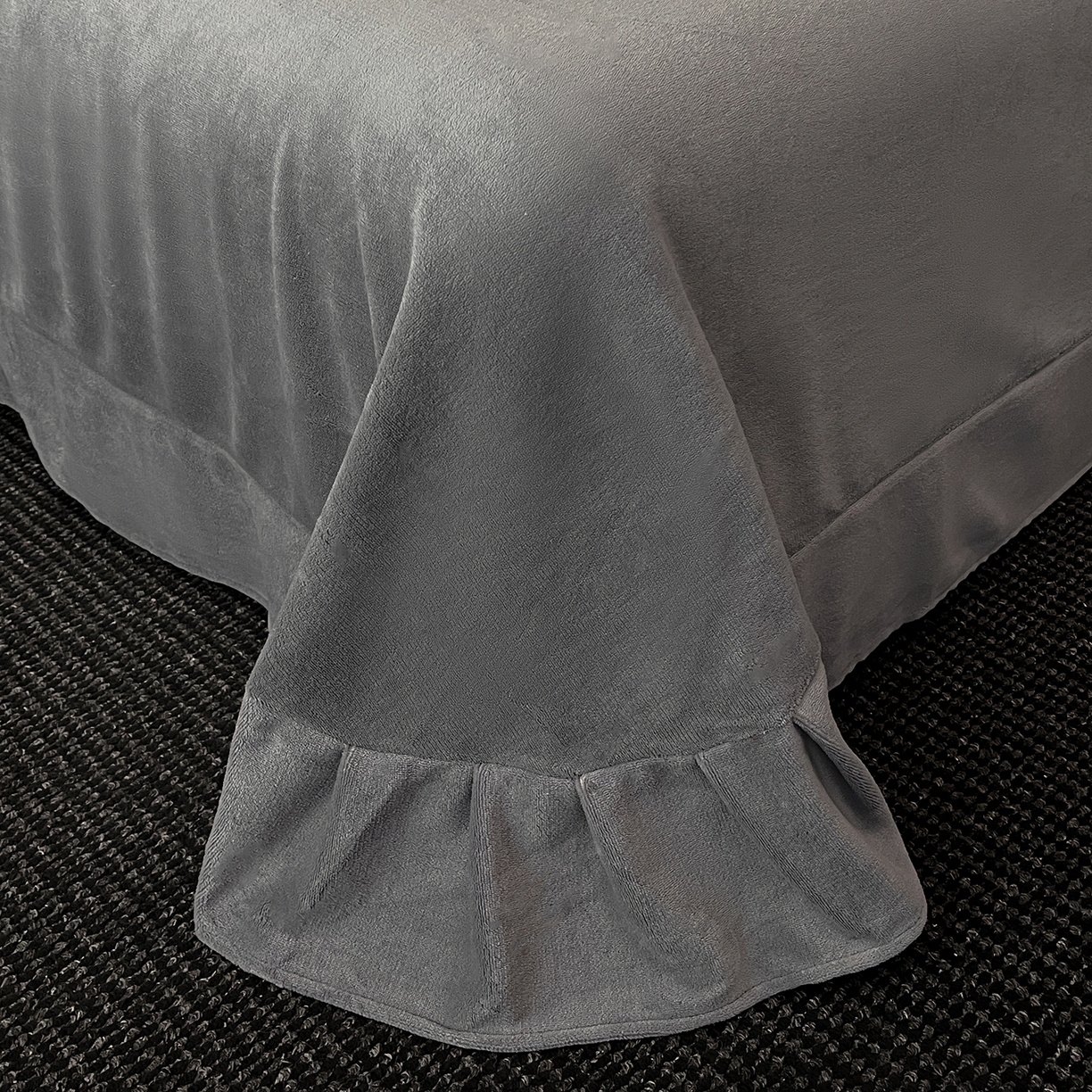 91家纺网 家纺一手货源 找家纺 （总）绒城 绒城 2025新款 双拼角工艺数码牛奶绒四件套 拼角牛奶绒四件套-芳华系列