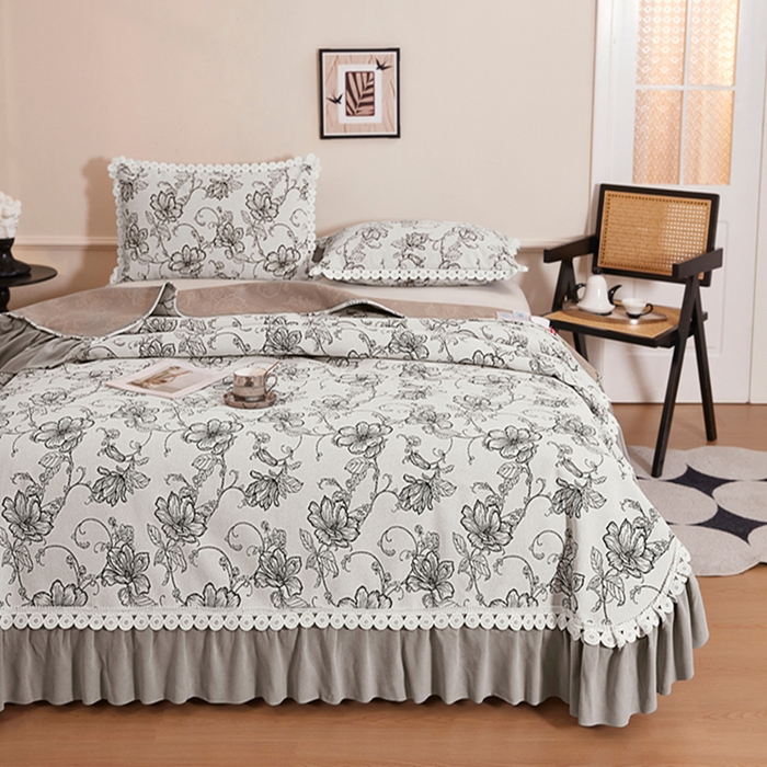 91家纺网 家纺一手货源 找家纺 （总）峻杨 2025新款高档雪尼尔大尺寸防滑床用床盖四季通用高级感可定制-遇见花开