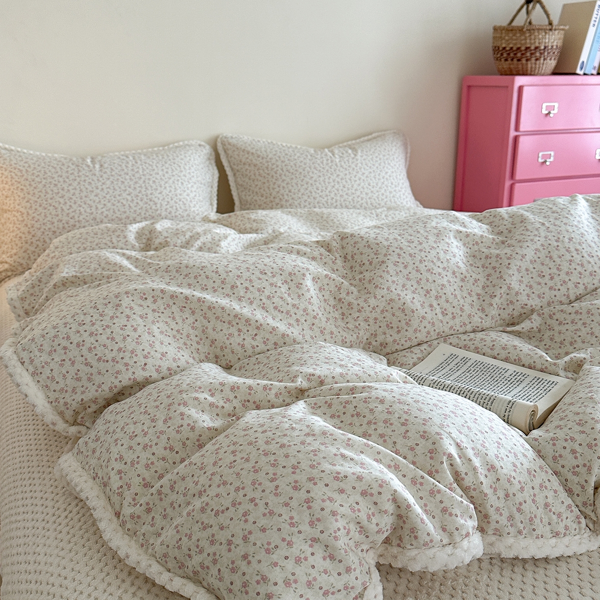 91家纺网 家纺一手货源 找家纺 柚子YOUTH 2025新款全棉双层纱华夫格提花暖绒四件套 馥郁花香