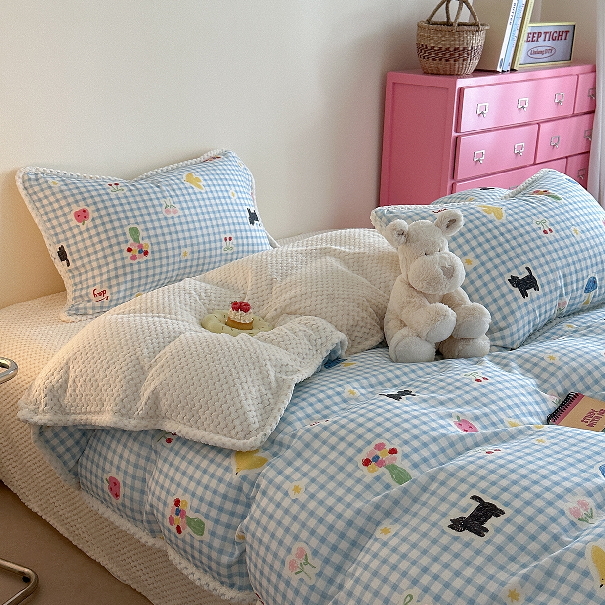 91家纺网 家纺一手货源 找家纺 柚子YOUTH 2025新款全棉双层纱华夫格提花暖绒四件套 兰格蜡笔画