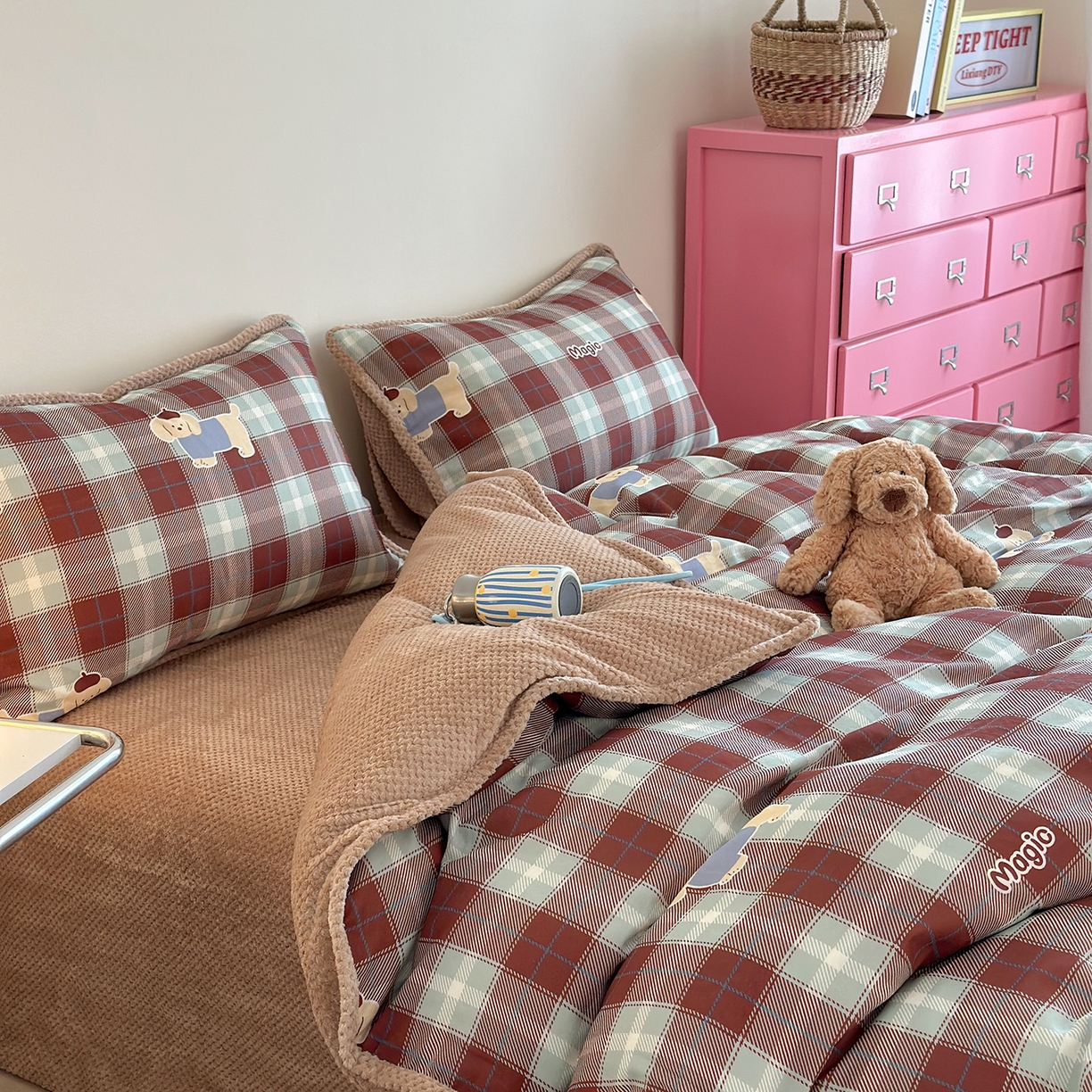 91家纺网 家纺一手货源 找家纺 柚子YOUTH 2025新款全棉双层纱华夫格提花暖绒四件套 ins咖格