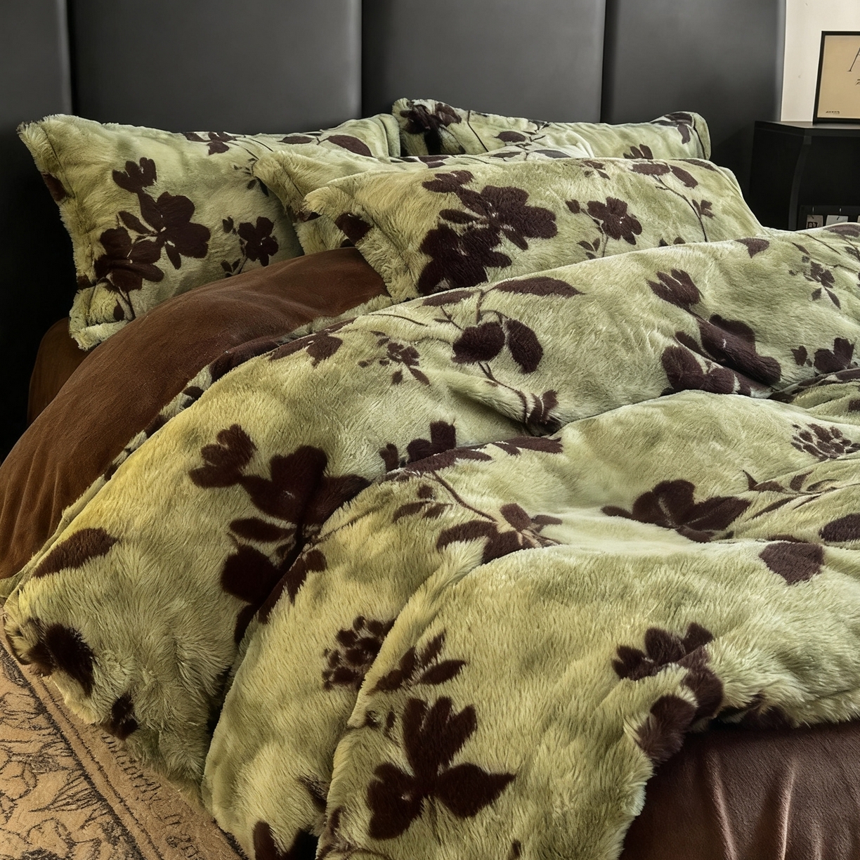 91家纺网 家纺一手货源 找家纺 （总）梦纤绒 2025新款亲肤舒适兔毛印花牛奶绒保暖四件套一美拉德系