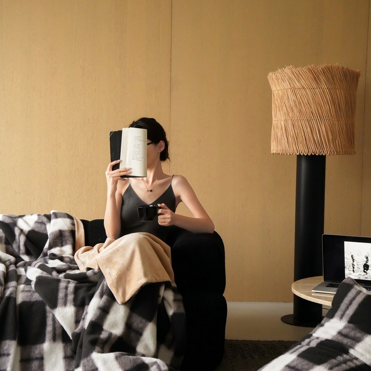 91家纺网 家纺一手货源 找家纺 三味舒屋 2025新款仿生羊毛绒被套毯 劳伦 被套毯