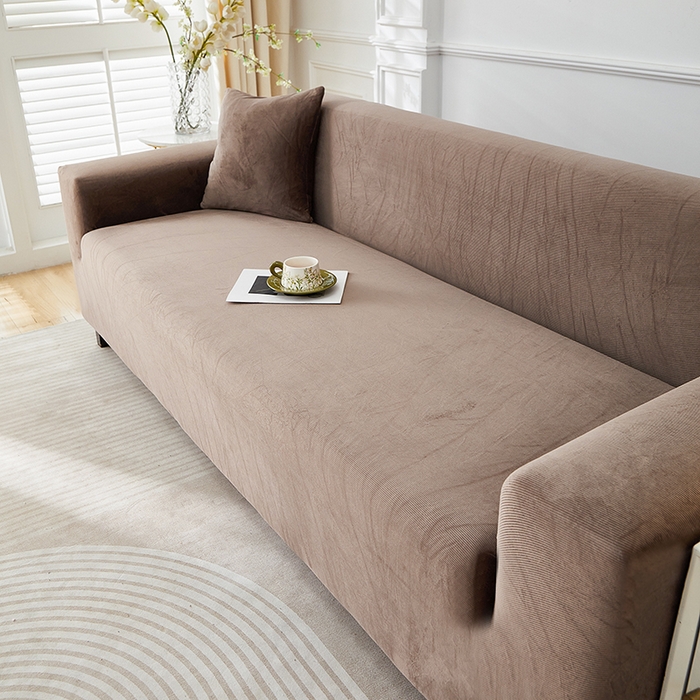 91家纺网 家纺一手货源 找家纺 丝绮鹿 2025新款灯芯绒系列沙发套-竖条-无裙摆 浅咖