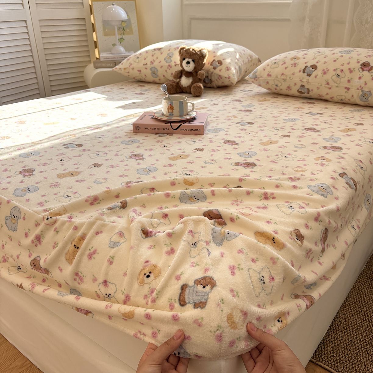 居眠 2025新款单层印花牛奶绒床笠 单层绒-泡芙小狗