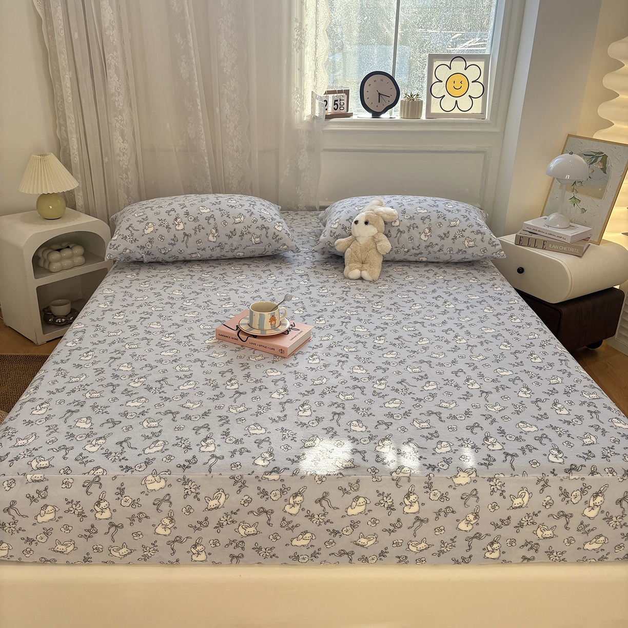 91家纺网 家纺一手货源 找家纺 居眠 2025新款单层印花牛奶绒床笠 单层绒-甜兔派对