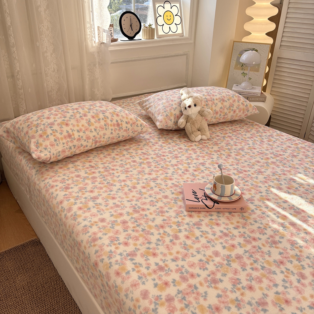 91家纺网 家纺一手货源 找家纺 居眠 2025新款单层印花牛奶绒床笠 单层绒-蔷薇玫瑰