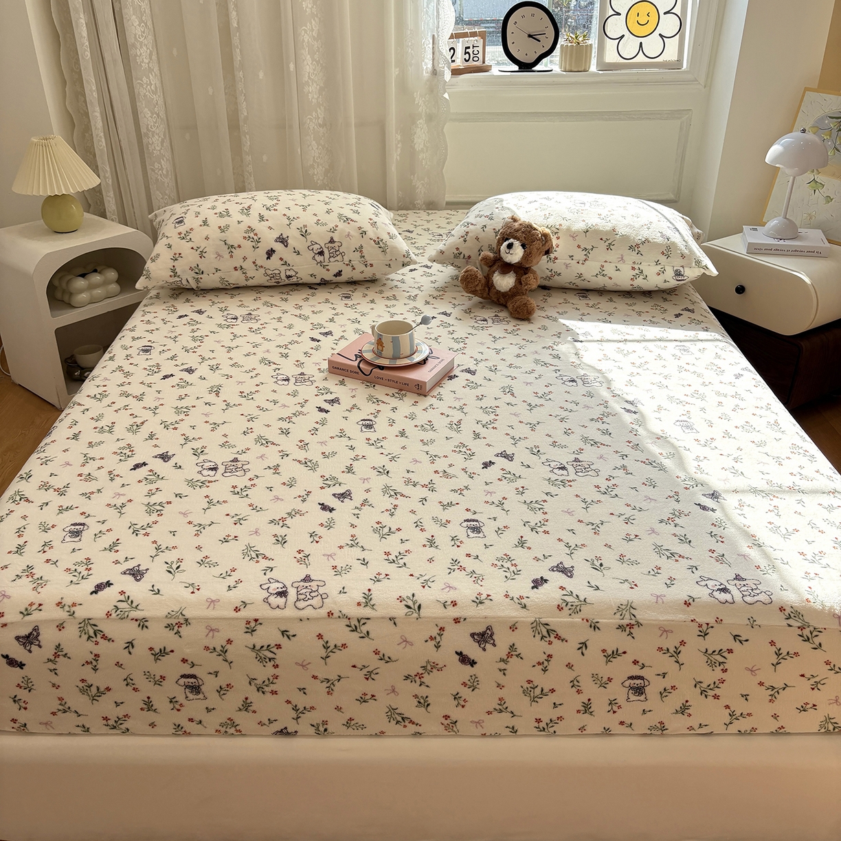 91家纺网 家纺一手货源 找家纺 居眠 2025新款单层印花牛奶绒床笠 单层绒-芋泥小兔