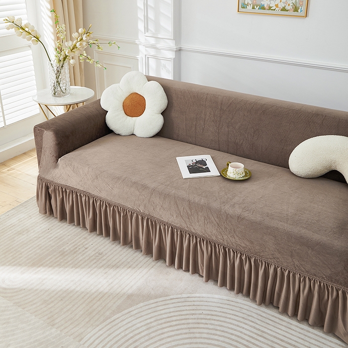 91家纺网 家纺一手货源 找家纺 丝绮鹿 2025新款灯芯绒系列沙发套-竖条-裙摆 浅咖