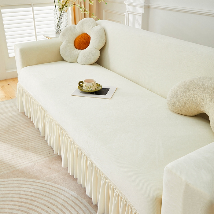 91家纺网 家纺一手货源 找家纺 丝绮鹿 2025新款灯芯绒系列沙发套-竖条-裙摆 米白