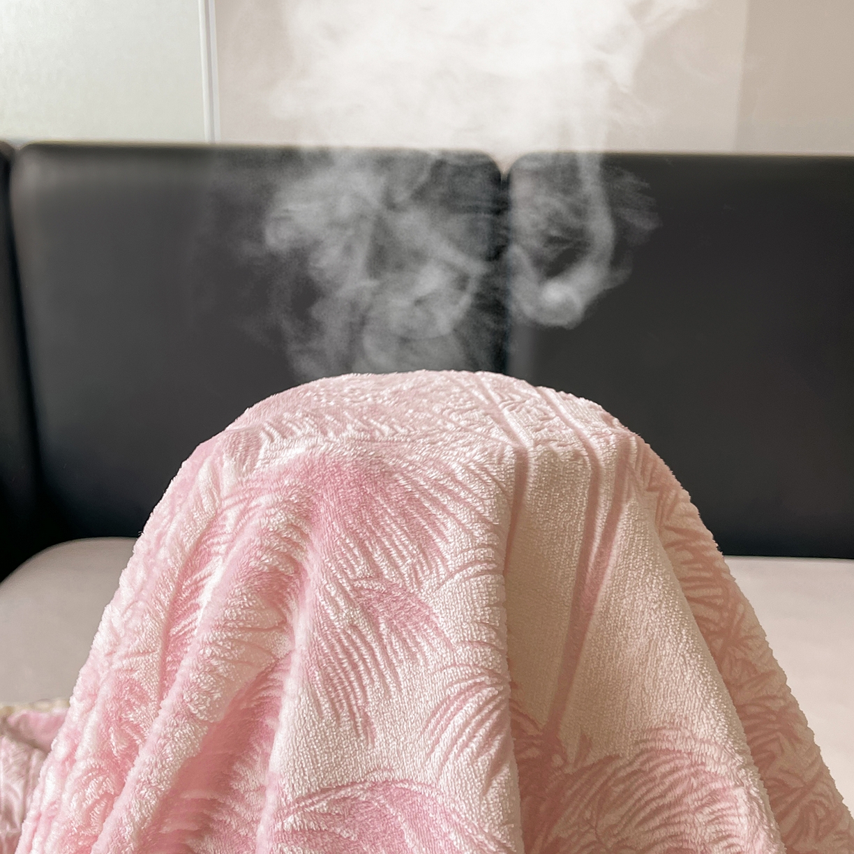 91家纺网 家纺一手货源 找家纺 极简 2025新款雕花牛奶绒床笠-欧曼系列 欧曼-藕粉