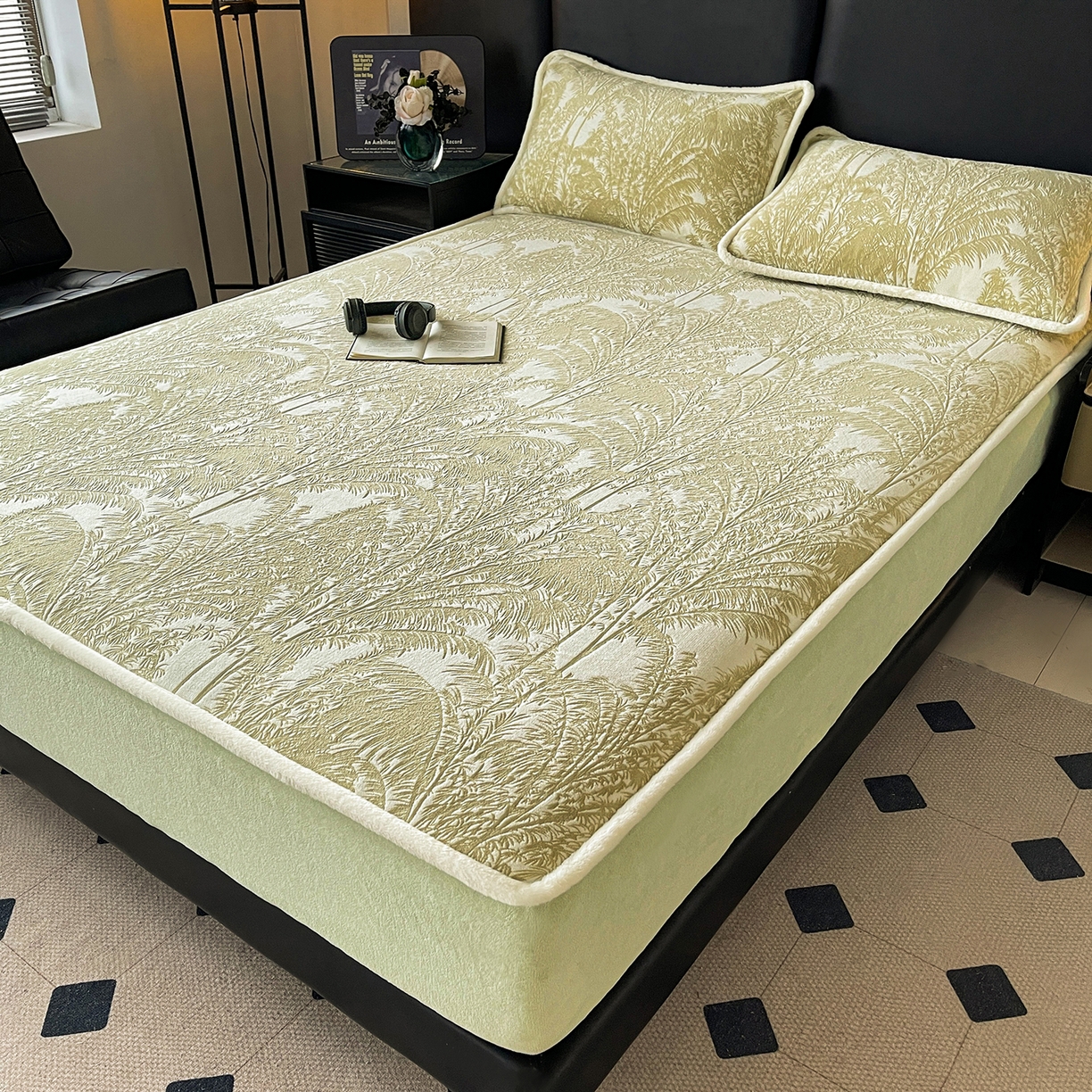 91家纺网 家纺一手货源 找家纺 极简 2025新款雕花牛奶绒床笠-欧曼系列 欧曼-美丽绿