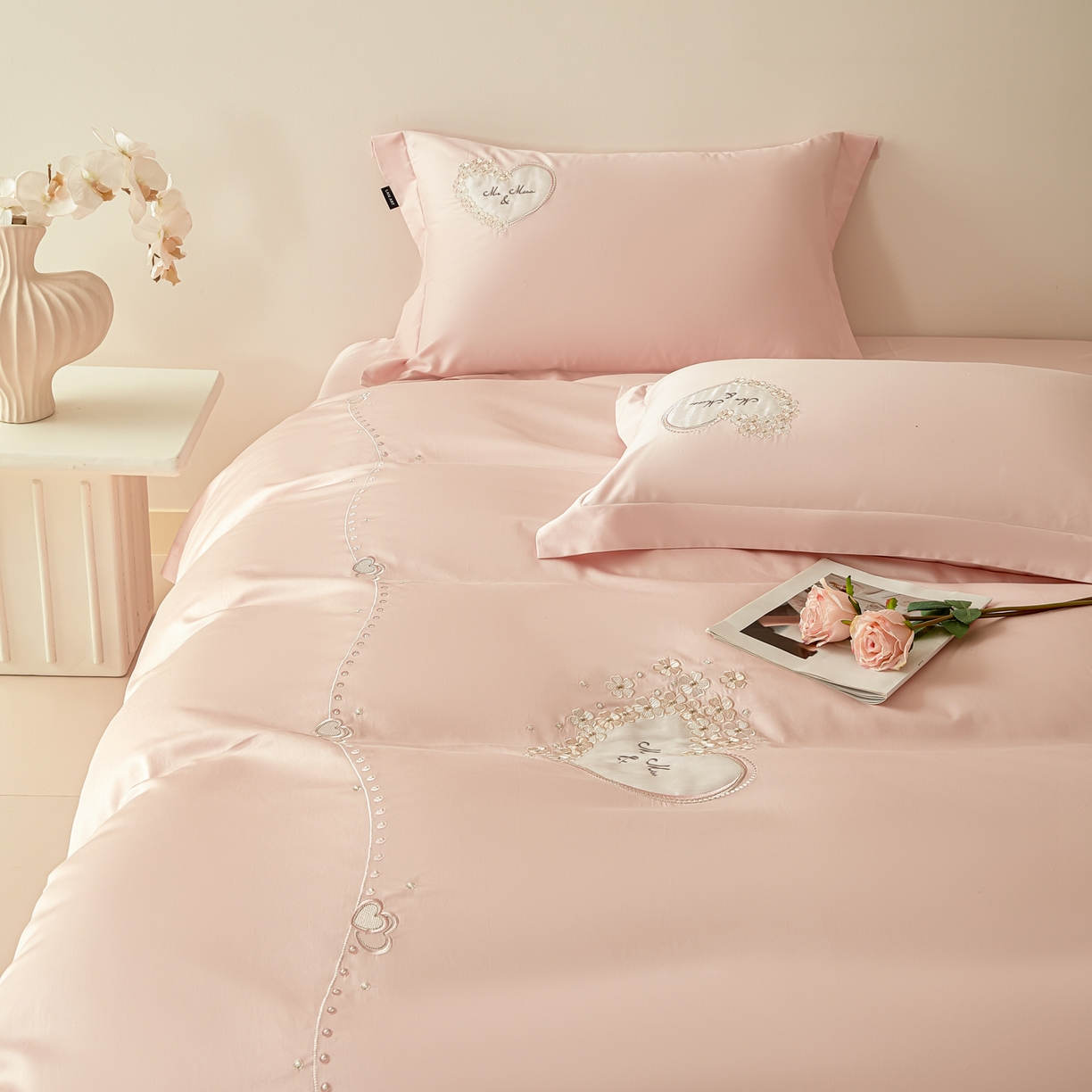 91家纺网 家纺一手货源 找家纺 （总）洺兰家居 2025年新款新疆长绒棉100支刺绣款绣花四件套 小确幸