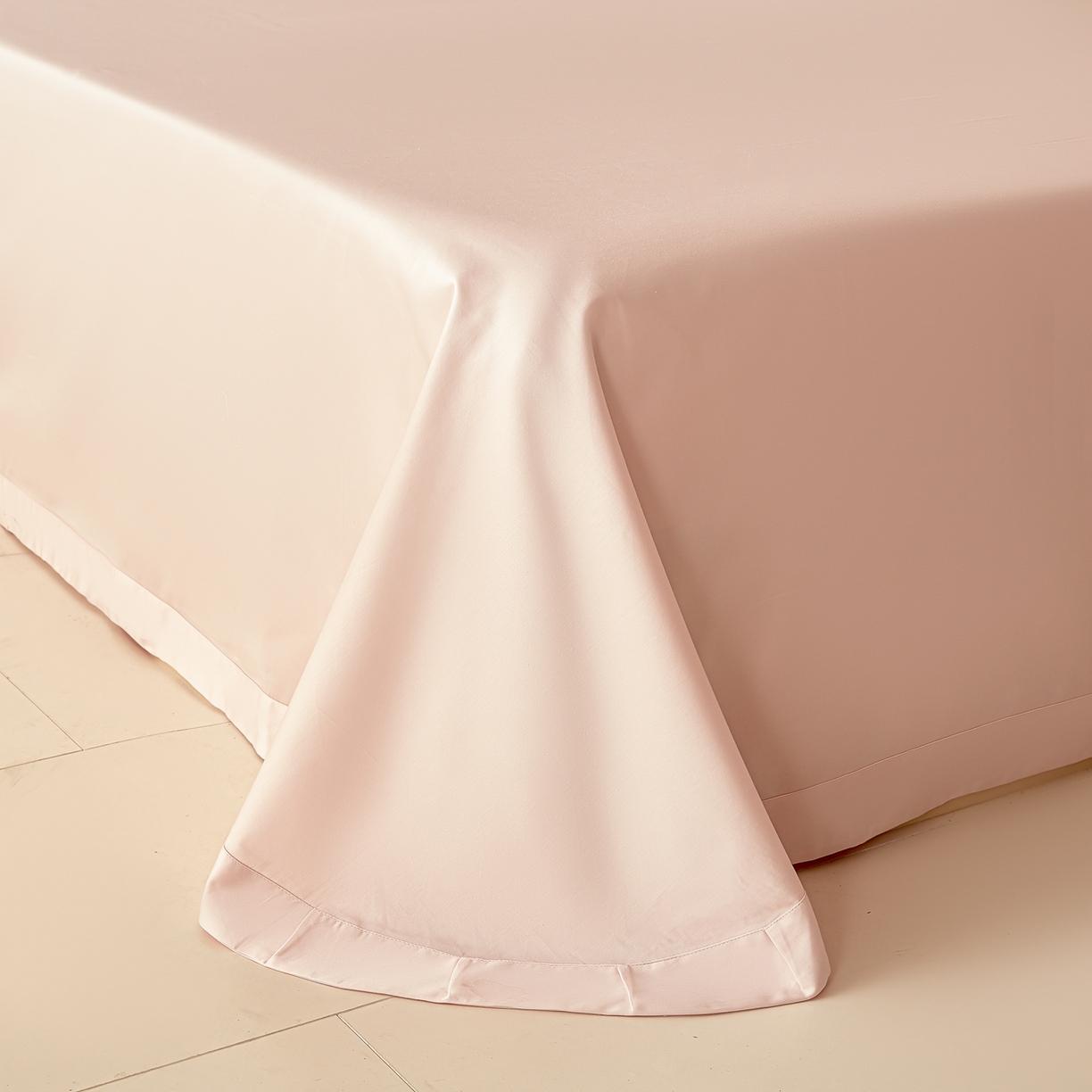 91家纺网 家纺一手货源 找家纺 洺兰家居 2025年新款新疆长绒棉100支刺绣款绣花四件套 小确幸 小确幸-粉