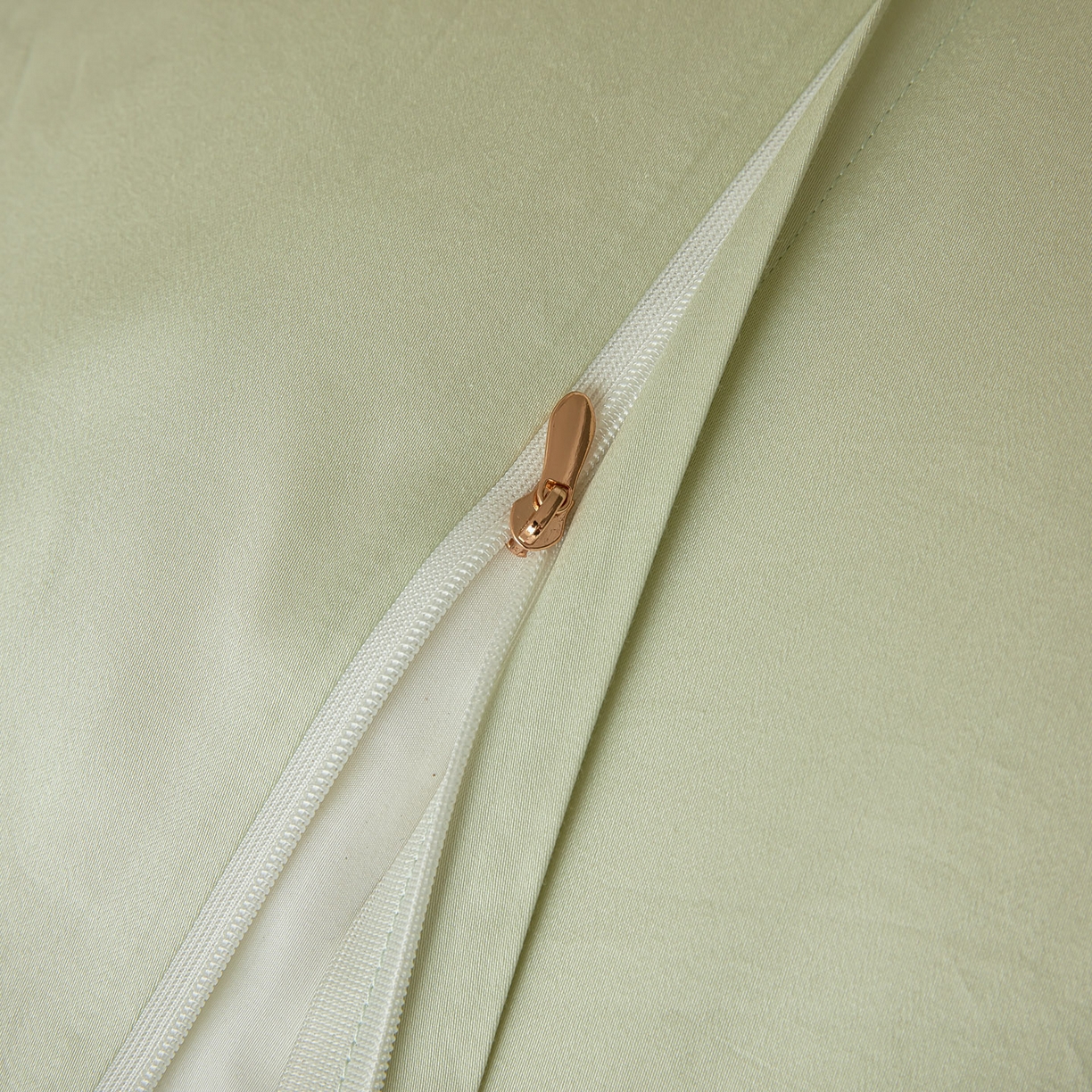 91家纺网 家纺一手货源 找家纺 洺兰家居 2025年新款新疆长绒棉100支刺绣款绣花四件套 小确幸 小确幸-绿