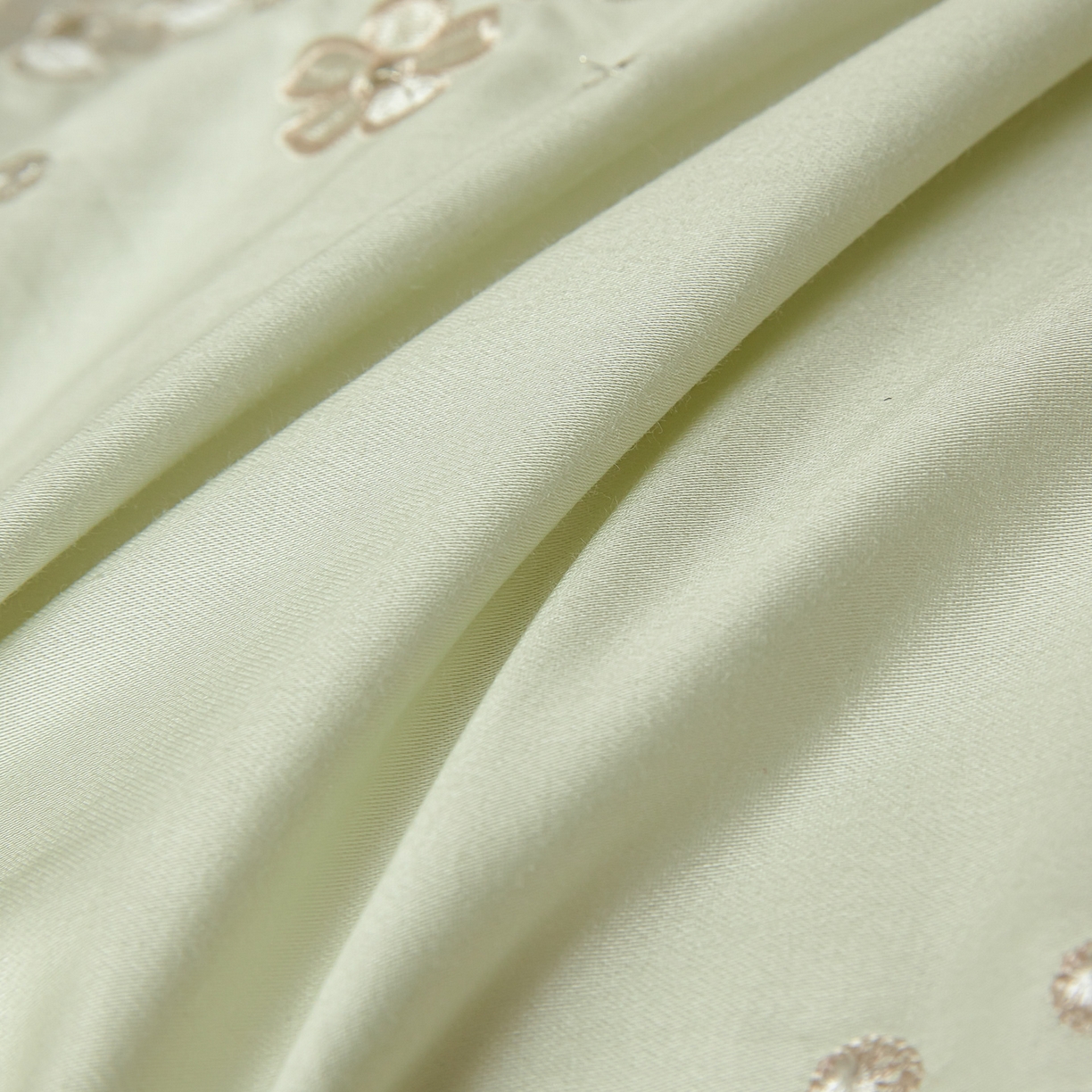 91家纺网 家纺一手货源 找家纺 洺兰家居 2025年新款新疆长绒棉100支刺绣款绣花四件套 小确幸 小确幸-绿