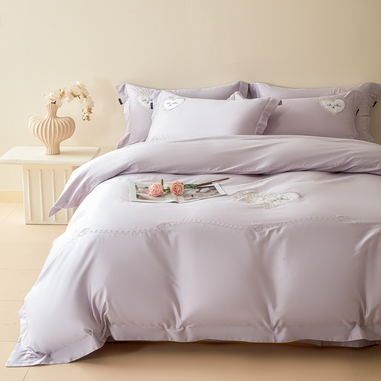 91家纺网 家纺一手货源 找家纺 洺兰家居 2025年新款新疆长绒棉100支刺绣款绣花四件套 小确幸 小确幸-紫