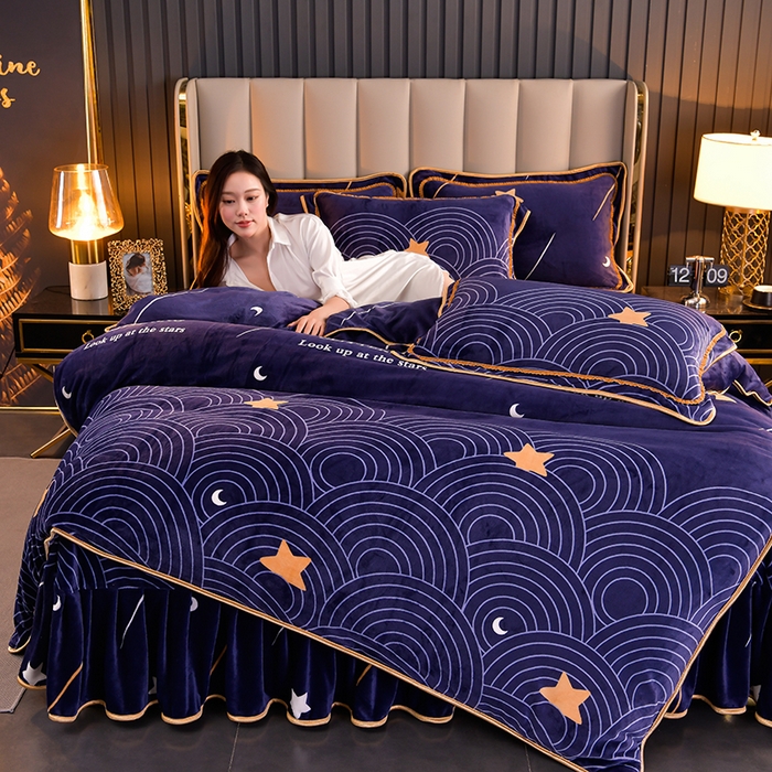 91家纺网 家纺一手货源 找家纺 韩秀2025新款金貂牛奶法莱绒床裙款四件套加厚保暖8.5斤金雕绒 流星花园