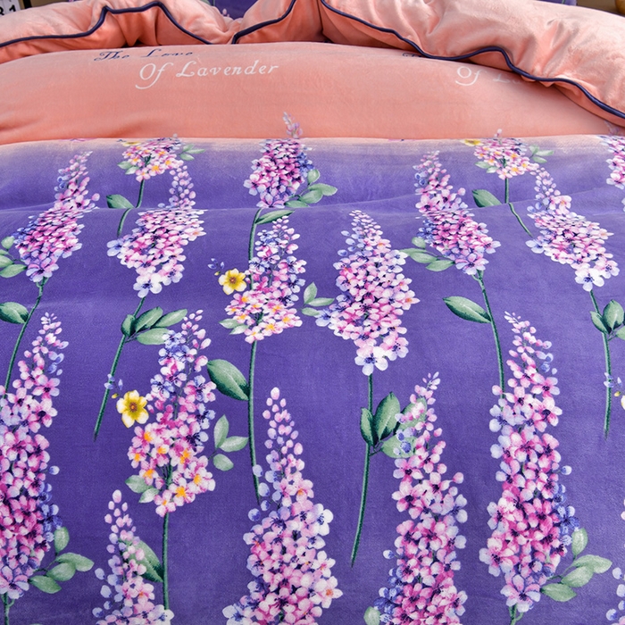 91家纺网 家纺一手货源 找家纺 韩秀2025新款金貂牛奶法莱绒床裙款四件套加厚保暖8.5斤金雕绒 薰衣草