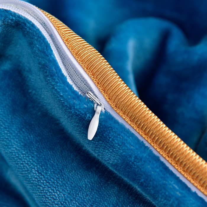 91家纺网 家纺一手货源 找家纺 韩秀2025新款金貂牛奶法莱绒床裙款四件套加厚保暖8.5斤金雕绒 郁金香蓝