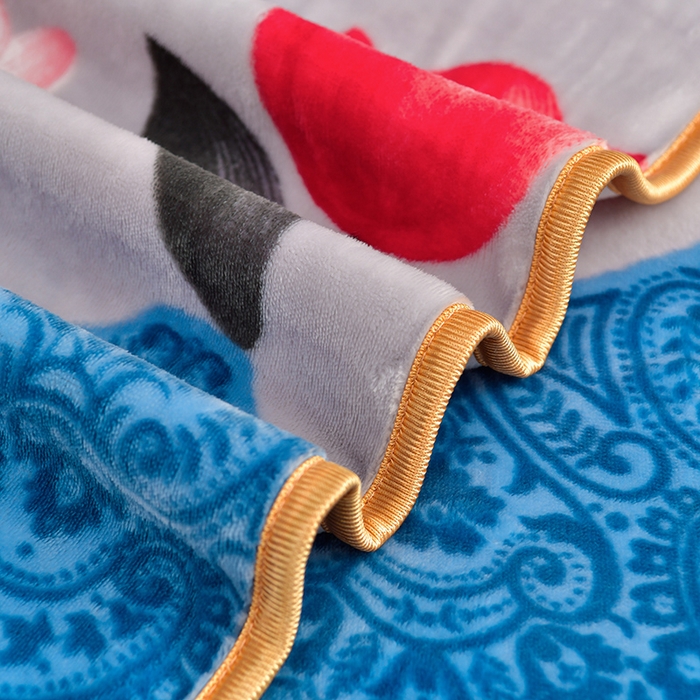 91家纺网 家纺一手货源 找家纺 韩秀2025新款金貂牛奶法莱绒床裙款四件套加厚保暖8.5斤金雕绒 郁金香蓝