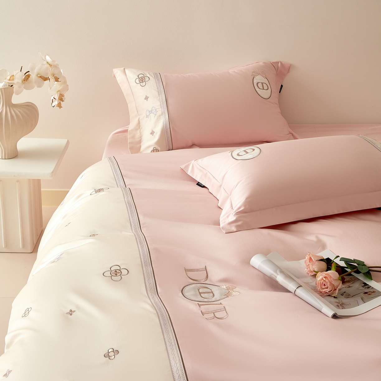 91家纺网 家纺一手货源 找家纺 （总）洺兰家居 2025年新款新疆长绒棉100支刺绣款绣花四件套 戴琳