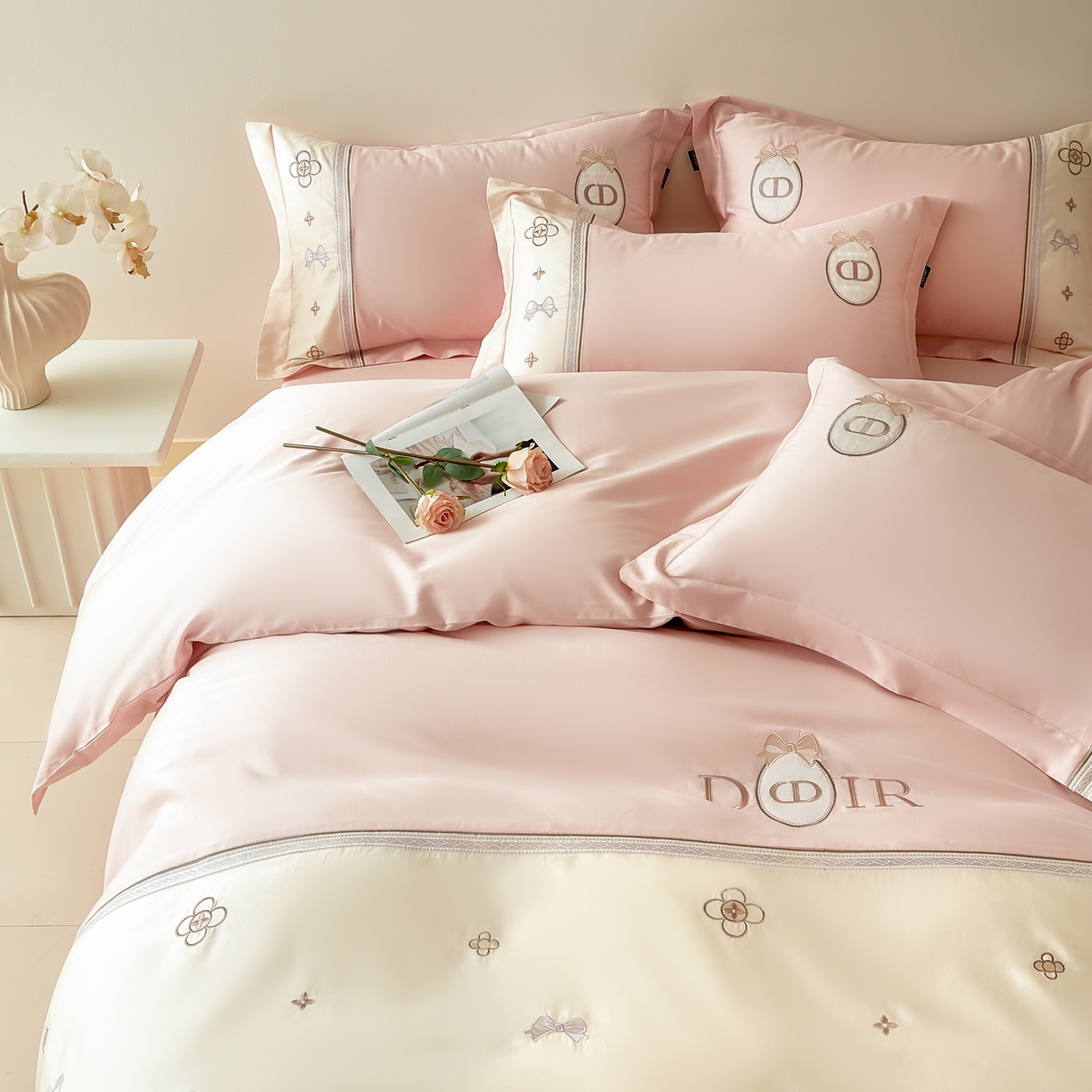 91家纺网 家纺一手货源 找家纺 （总）洺兰家居 2025年新款新疆长绒棉100支刺绣款绣花四件套 戴琳