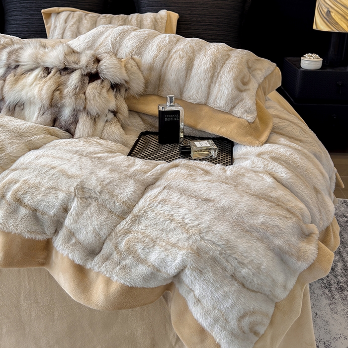 91家纺网 家纺一手货源 找家纺 若未家居 LOVEWE HOUSE 2025新款树纹年轮自然系丹麦貂A版350克B版240克全消光牛奶绒四件套-瓦伦（控价券后不低于358） 瓦伦 浅驼