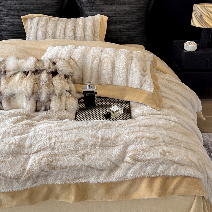 91家纺网 家纺一手货源 找家纺 若未家居 LOVEWE HOUSE 2025新款树纹年轮自然系丹麦貂A版350克B版240克全消光牛奶绒四件套-瓦伦（控价券后不低于358） 瓦伦 浅驼