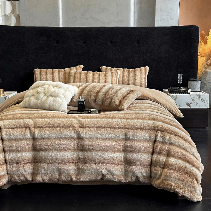 91家纺网 家纺一手货源 找家纺 若未家居 LOVEWE HOUSE 2025新款丹麦貂A版350克B版220克全消光牛奶绒简约高级感皮草绒四件套-龙猫（控价券后不低于298） 龙猫-驼色